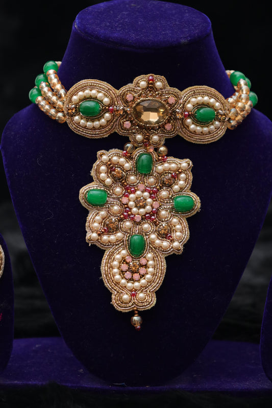 Emerald Royalty Vintage-Inspired Beaded Choker Set