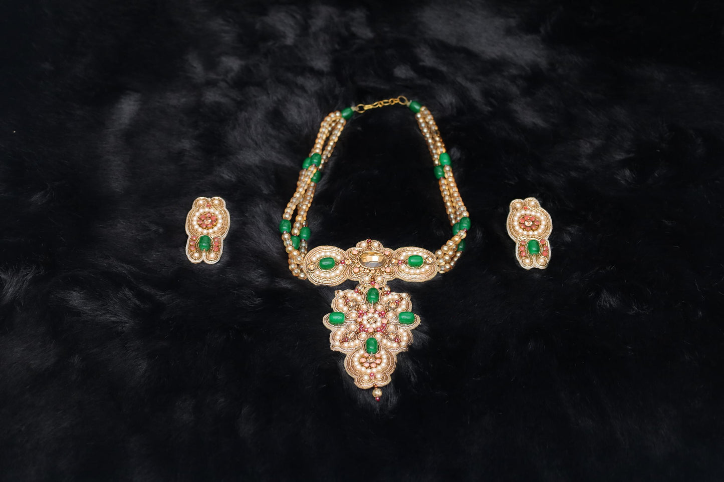 Emerald Royalty Vintage-Inspired Beaded Choker Set