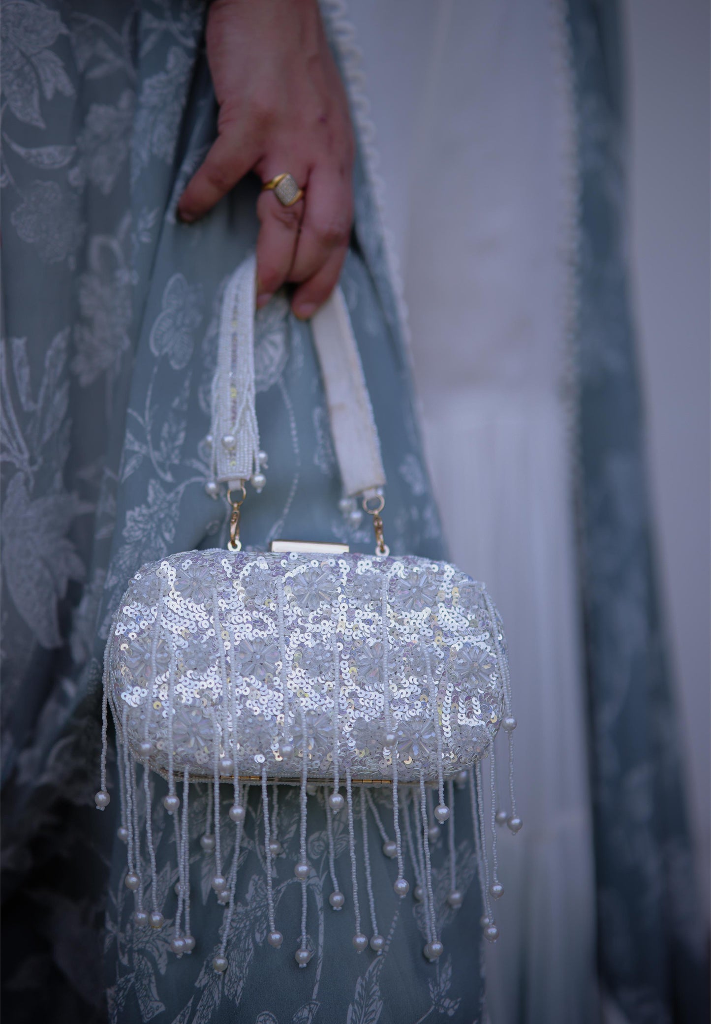 Pearl Frost Clutch