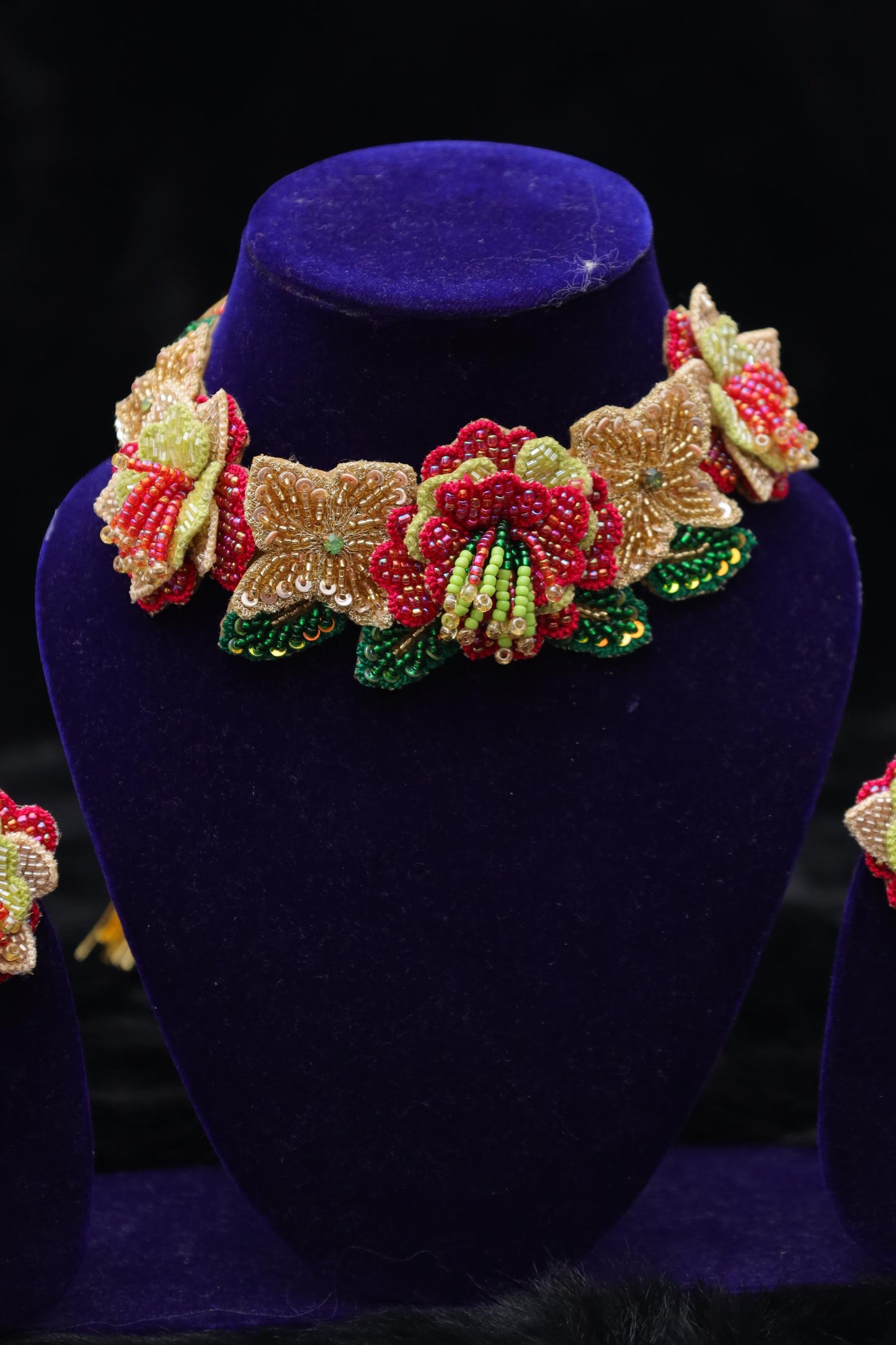 Gulnarred Floral Beaded Choker Set