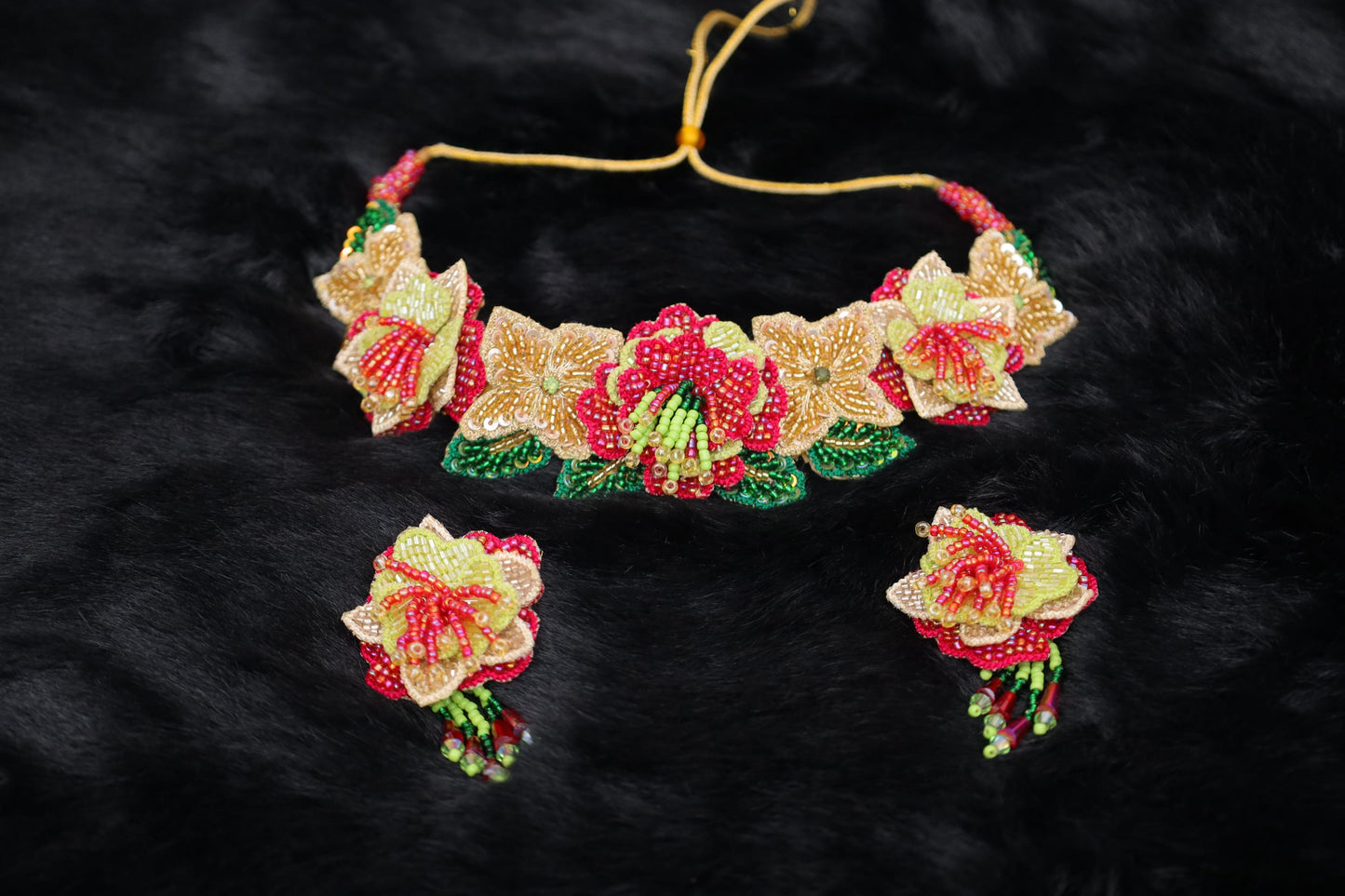 Gulnarred Floral Beaded Choker Set