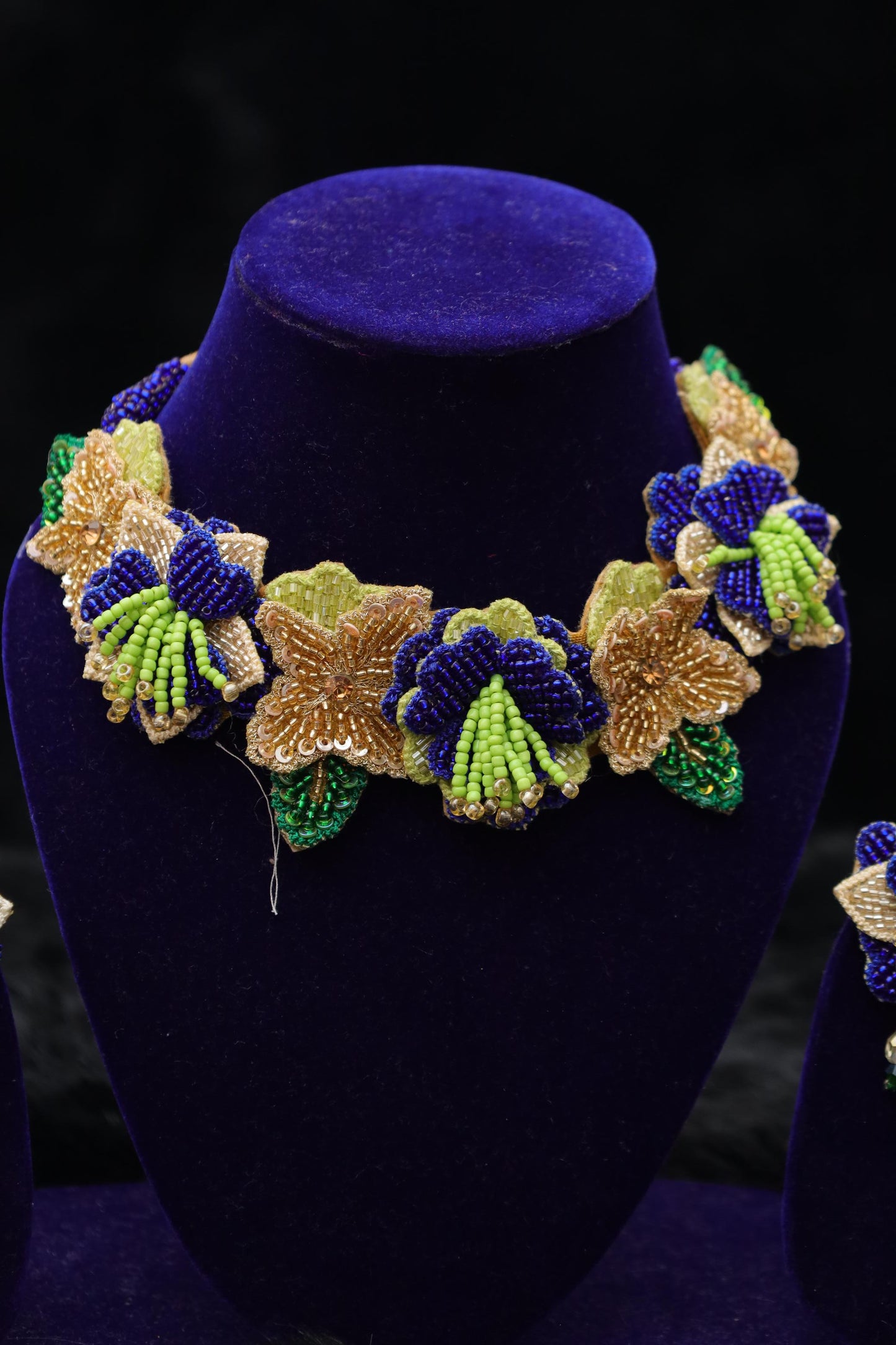 Gulnarred Floral Beaded Choker Set