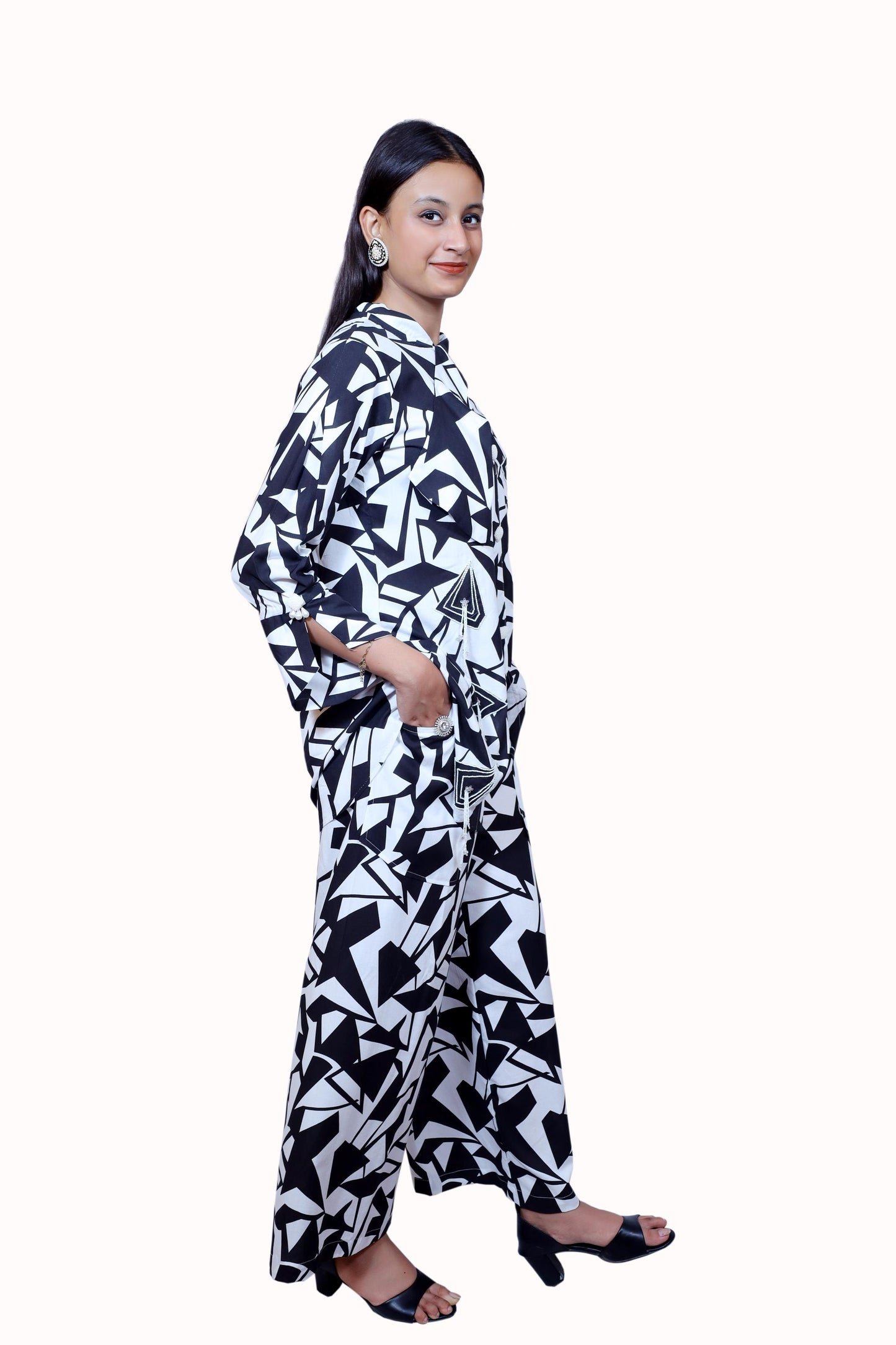 Monochrome Mirage