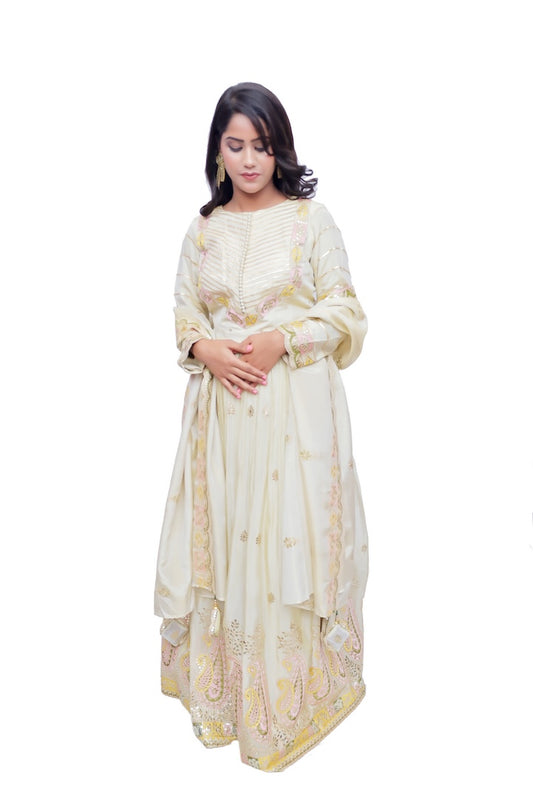 Zari Noor Pleated  Gown Set