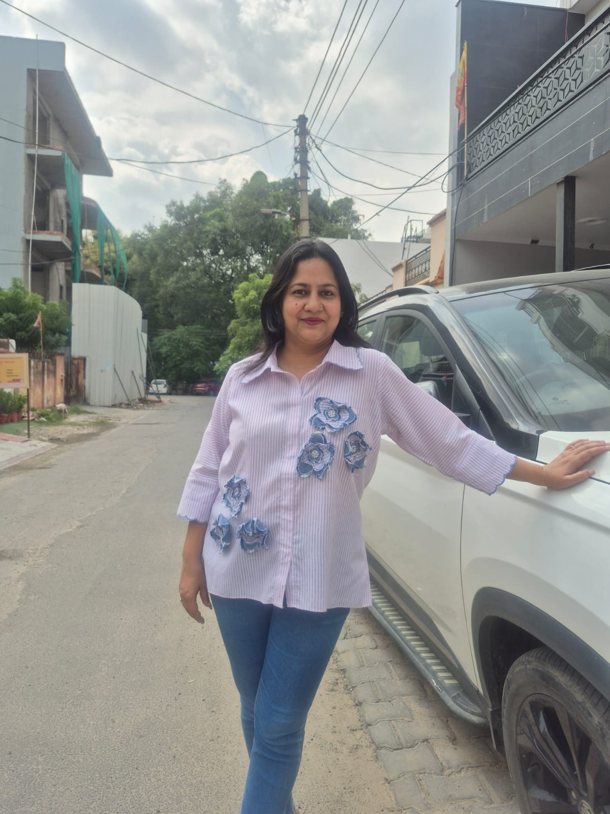 BLOSSOM BLOOM EMBROIDERED SHIRT